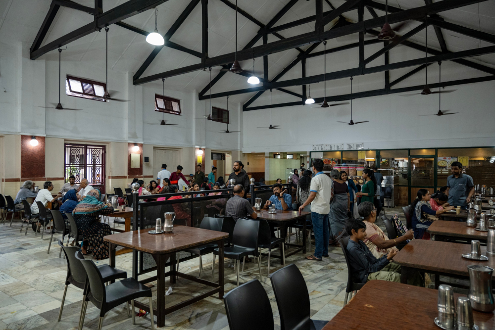 Inside Arya Bhavan on SM Street. (Picture credits: Joseph Rahul.)